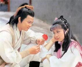 大陆国产情侣在线视频,浪漫瞬间，甜蜜共享