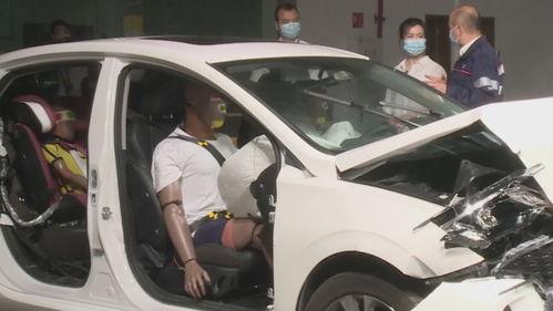 国产xt5碰撞测试视频,硬核实力见证安全品质